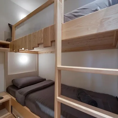 A Very Nice, Very Functional Val-dʼIsère
